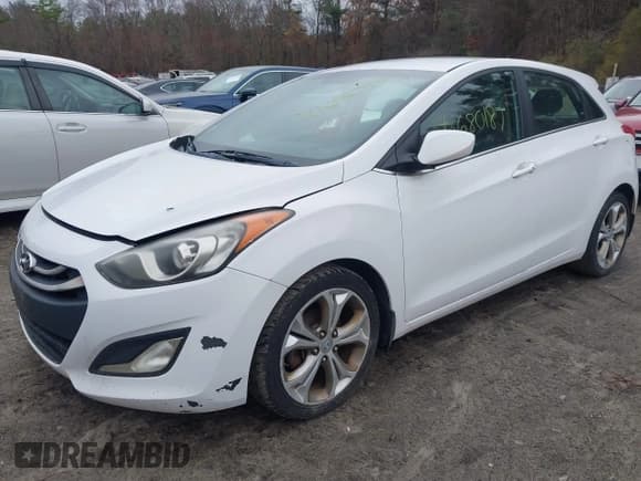 ✅ 2013 Hyundai Elantra • VIN: KMHD35LE3DU095628 • Lot: 43680187. Listed on IAAI with 214,308 mi. Free auction sales archive from the USA and detailed vehicle history report at DreamBid. Image 2.