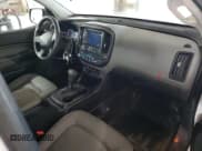 ✅ 2018 Chevrolet Colorado 2WD Work Truck • VIN: 1GCHSBEA2J1143280 • Лот: 76504264. Опубликован ранее на Copart с пробегом 82 077 миль. Бесплатный доступ к архиву аукционных продаж из США и подробный отчёт об истории автомобиля на DreamBid. Изображение 8.