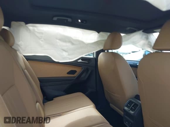 ✅ 2023 Volkswagen Tiguan SE R-Line Black • VIN: 3VVCB7AXXPM004545 • Лот: 42603638. Опубликован ранее на IAAI с пробегом 36 734 миль. Бесплатный доступ к архиву аукционных продаж из США и подробный отчёт об истории автомобиля на DreamBid. Изображение 8.