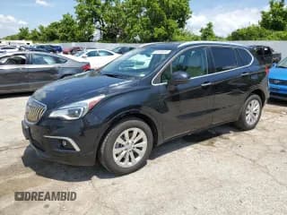 ✅ 2018 Buick Envision Essence • VIN: LRBFX2SA6JD026411 • Lot: 63100635. Wystawiony na Copart z przebiegiem 85 846 mil. Bezpłatny archiwum sprzedaży aukcyjnych z USA i szczegółowy raport historii pojazdu na DreamBid. Zdjęcie 1.