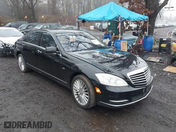 ✅ 2012 Mercedes-Benz S 550 • VIN: WDDNG9EB3CA487912 • Lot: 43782791. Listed on IAAI with 97,588 mi. Free auction sales archive from the USA and detailed vehicle history report at DreamBid. Image 1.