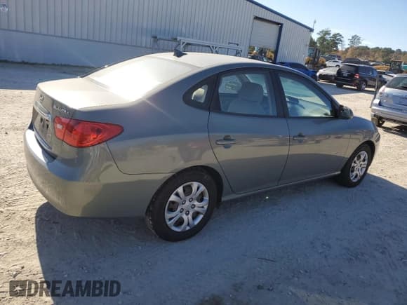 ✅ 2010 Hyundai Elantra SE • VIN: KMHDU4AD1AU982481 • Lot: 85424405. Listed on Copart with 263,819 mi. Free auction sales archive from the USA and detailed vehicle history report at DreamBid. Image 3.
