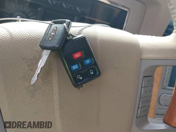 ✅ 2007 Lincoln Navigator • VIN: 5LMFU28547LJ04440 • Lot: 41839931. Listed on IAAI with 142,822 mi. Free auction sales archive from the USA and detailed vehicle history report at DreamBid. Image 11.