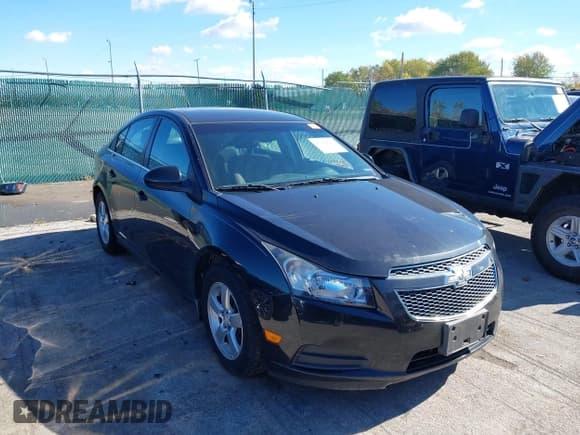 ✅ 2014 Chevrolet Cruze 1LT • VIN: 1G1PC5SB6E7365436 • Lot: 43484529. Listed on IAAI with 130,672 mi. Free auction sales archive from the USA and detailed vehicle history report at DreamBid. Image 1.