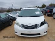 ✅ 2011 Toyota Sienna XLE • VIN: 5TDDK3DC0BS015244 • Lot: 41413002. Wystawiony na IAAI z przebiegiem 128 591 mil. Bezpłatny archiwum sprzedaży aukcyjnych z USA i szczegółowy raport historii pojazdu na DreamBid. Zdjęcie 12.