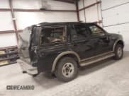 ✅ 2000 Ford Expedition Eddie Bauer • VIN: 1FMPU18L0YLA30841 • Lot: 43716676. Wystawiony na IAAI z przebiegiem 168 263 mil. Bezpłatny archiwum sprzedaży aukcyjnych z USA i szczegółowy raport historii pojazdu na DreamBid. Zdjęcie 4.