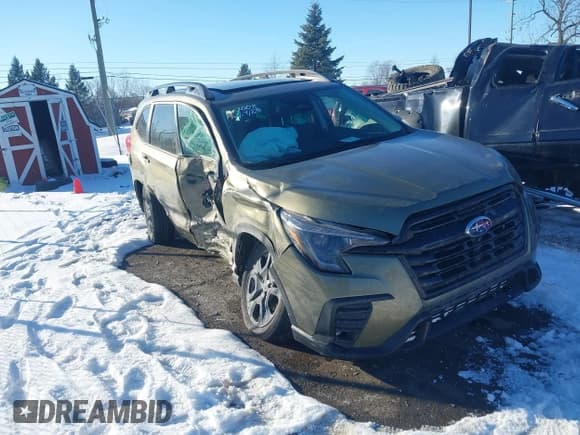 ✅ 2024 Subaru Ascent Onyx Limited • VIN: 4S4WMAKD4R3433008 • Lot: 41641920. Listed on IAAI with 10,139 mi. Free auction sales archive from the USA and detailed vehicle history report at DreamBid. Image 1.