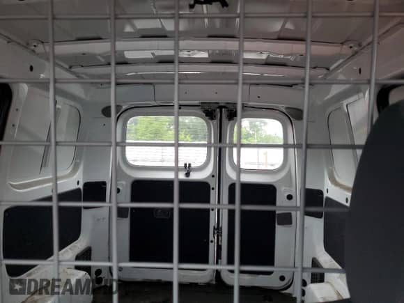 2015 Chevrolet City Express Cargo LS с VIN 3N63M0YN4FK699410, выставлен на аукционе Copart как лот 61007935 с пробегом 353 769 миль миль и Списание • Salvage title. История ставок и продаж доступна на DreamBid. Изображение 10.