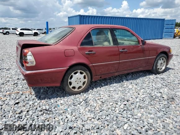 ✅ 1999 Mercedes-Benz C 230/260/280/320 • VIN: WDBHA24GXXA736191 • Lot: 68809715. Wystawiony na Copart z przebiegiem 206 945 mil. Bezpłatny archiwum sprzedaży aukcyjnych z USA i szczegółowy raport historii pojazdu na DreamBid. Zdjęcie 3.