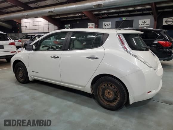 ✅ 2015 Nissan LEAF S • VIN: 1N4AZ0CP3FC308263 • Lot: 92292215. Wystawiony na Copart z przebiegiem 70 833 mil. Bezpłatny archiwum sprzedaży aukcyjnych z USA i szczegółowy raport historii pojazdu na DreamBid. Zdjęcie 2.