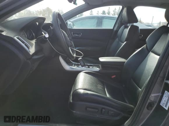 ✅ 2018 Acura TLX Technology • VIN: 19UUB3F51JA801226 • Lot: 91845805. Listed on Copart with 36,882 mi. Free auction sales archive from the USA and detailed vehicle history report at DreamBid. Image 7.