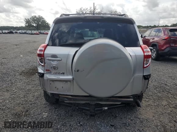 ✅ 2010 Toyota RAV4 • VIN: 2T3ZK4DV0AW008269 • Лот: 64828565. Опубликован ранее на Copart с пробегом 50 096 миль. Бесплатный доступ к архиву аукционных продаж из США и подробный отчёт об истории автомобиля на DreamBid. Изображение 6.