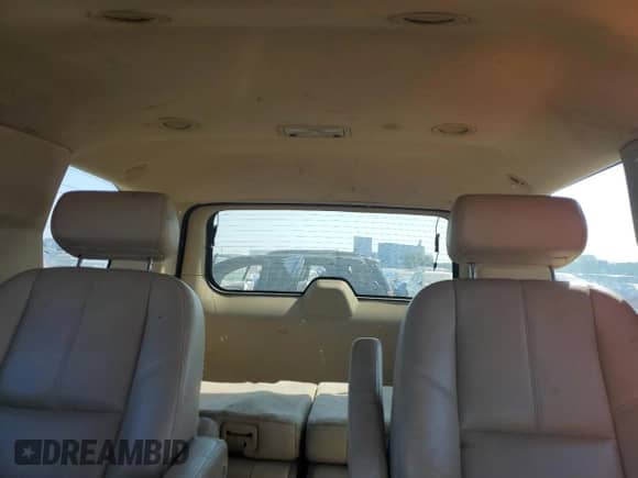 2008 Chevrolet Tahoe LTZ with VIN 1GNFK13008J141640, listed as a Copart auction lot 82100545 with 277,326 mi miles and Salvage title. Bid and sale history available at DreamBid. Image 10.