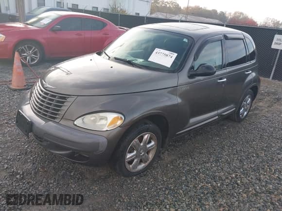 ✅ 2002 Chrysler PT Cruiser Limited • VIN: 3C8FY68B52T358808 • Lot: 43775874. Wystawiony na IAAI z przebiegiem 206 992 mil. Bezpłatny archiwum sprzedaży aukcyjnych z USA i szczegółowy raport historii pojazdu na DreamBid. Zdjęcie 2.