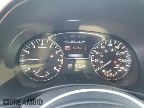 ✅ 2015 Nissan Pathfinder SL • VIN: 5N1AR2MM9FC614180 • Lot: 81418735. Listed on Copart with 97,270 mi. Free auction sales archive from the USA and detailed vehicle history report at DreamBid. Image 9.