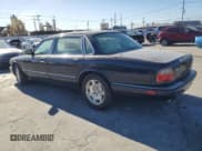 ✅ 2002 Jaguar XJ Vanden Plas • VIN: SAJDA24C52LF42702 • Лот: 41927545. Опубликован ранее на Copart с пробегом Не указан. Бесплатный доступ к архиву аукционных продаж из США и подробный отчёт об истории автомобиля на DreamBid. Изображение 2.