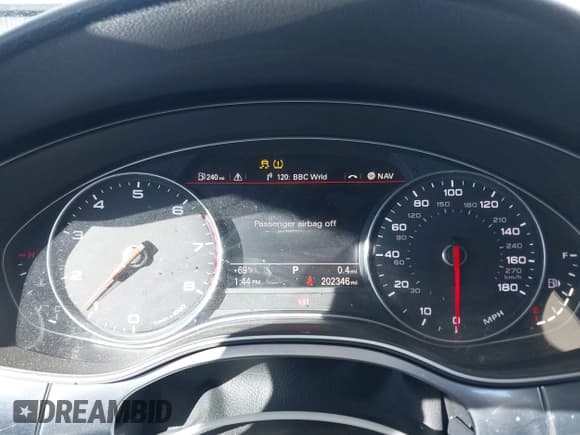 ✅ 2014 Audi A7 Prestige • VIN: WAU2GAFC0EN064090 • Lot: 43773513. Listed on IAAI with 202,346 mi. Free auction sales archive from the USA and detailed vehicle history report at DreamBid. Image 7.