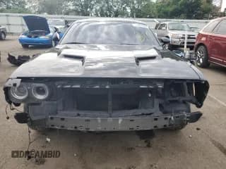 ✅ 2018 Dodge Challenger SXT • VIN: 2C3CDZAG7JH317955 • Lot: 55961564. Wystawiony na Copart z przebiegiem 94 720 mil. Bezpłatny archiwum sprzedaży aukcyjnych z USA i szczegółowy raport historii pojazdu na DreamBid. Zdjęcie 5.