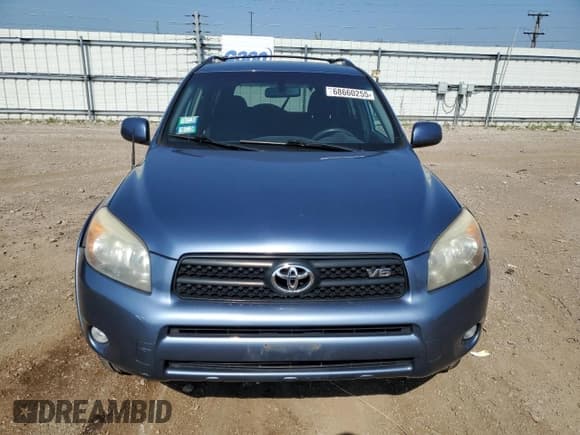 ✅ 2008 Toyota RAV4 Sport • VIN: JTMZK32V285017005 • Lot: 68660255. Listed on Copart with 210,630 mi. Free auction sales archive from the USA and detailed vehicle history report at DreamBid. Image 5.