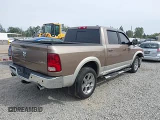 ✅ 2010 Dodge 1500 SLT • VIN: 1D7RV1CT6AS222364 • Lot: 42225565. Wystawiony na IAAI z przebiegiem 193 633 mil. Bezpłatny archiwum sprzedaży aukcyjnych z USA i szczegółowy raport historii pojazdu na DreamBid. Zdjęcie 4.