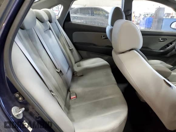 ✅ 2010 Hyundai Elantra GLS • VIN: KMHDU4AD1AU135489 • Lot: 76982124. Wystawiony na Copart z przebiegiem 149 991 mil mil. Skorzystaj z bezpłatnego archiwum sprzedaży aukcyjnych z USA i zobacz szczegółowy raport historii pojazdu na DreamBid. Zdjęcie 10.