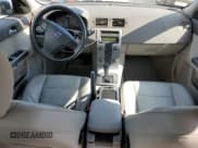 ✅ 2008 Volvo V50 2.5T • VIN: YV1MJ672382393091 • Lot: 52884685. Wystawiony na Copart z przebiegiem 61 939 mil. Bezpłatny archiwum sprzedaży aukcyjnych z USA i szczegółowy raport historii pojazdu na DreamBid. Zdjęcie 8.