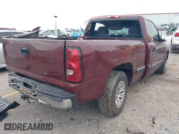 2002 Chevrolet Silverado 1500 with VIN 1GCEC14V62Z128248, listed as a IAAI auction lot 43125043 with 200,798 mi miles and . Bid and sale history available at DreamBid. Image 4.