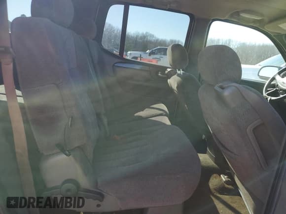 ✅ 2004 GMC Envoy SLT • VIN: 1GKET16S846240609 • Lot: 48526285. Listed on Copart with 160,062 mi. Free auction sales archive from the USA and detailed vehicle history report at DreamBid. Image 11.