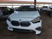 ✅ 2022 BMW 2 Series 228i • VIN: WBA53AK08N7K41185 • Lot: 42644493. Wystawiony na IAAI z przebiegiem 54 144 mil. Bezpłatny archiwum sprzedaży aukcyjnych z USA i szczegółowy raport historii pojazdu na DreamBid. Zdjęcie 6.