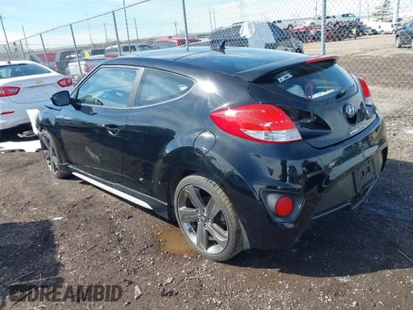 ✅ 2014 Hyundai Veloster Turbo • VIN: KMHTC6AE4EU211098 • Lot: 41846231. Wystawiony na IAAI z przebiegiem 121 591 mil. Bezpłatny archiwum sprzedaży aukcyjnych z USA i szczegółowy raport historii pojazdu na DreamBid. Zdjęcie 3.