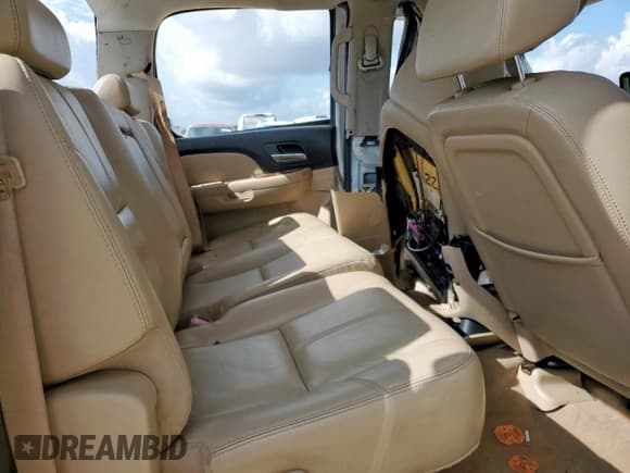 ✅ 2007 Chevrolet Silverado 2500HD LTZ • VIN: 1GCHK23677F516193 • Лот: 64096475. Опубликован ранее на Copart с пробегом Не указан. Бесплатный доступ к архиву аукционных продаж из США и подробный отчёт об истории автомобиля на DreamBid. Изображение 10.