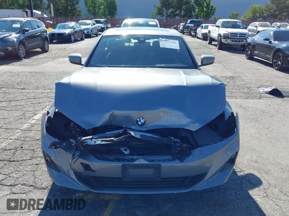 ✅ 2023 BMW 3 Series 330i • VIN: 3MW69FF02P8C98350 • Lot: 43024209. Wystawiony na IAAI z przebiegiem 10 732 mil. Bezpłatny archiwum sprzedaży aukcyjnych z USA i szczegółowy raport historii pojazdu na DreamBid. Zdjęcie 12.