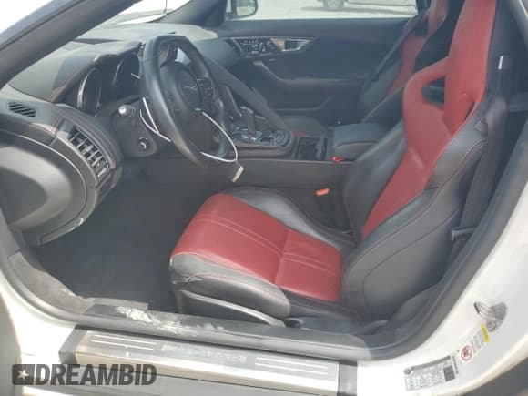 ✅ 2016 Jaguar F-Type R • VIN: SAJWJ6HL7GMK31846 • Лот: 66358864. Опубликован ранее на Copart с пробегом 51 228 миль. Бесплатный доступ к архиву аукционных продаж из США и подробный отчёт об истории автомобиля на DreamBid. Изображение 7.