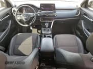 ✅ 2022 Kia Seltos S • VIN: KNDEUCAA4N7265294 • Lot: 81335825. Wystawiony na Copart z przebiegiem 40 290 mil. Bezpłatny archiwum sprzedaży aukcyjnych z USA i szczegółowy raport historii pojazdu na DreamBid. Zdjęcie 8.