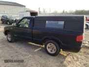 ✅ 1995 Chevrolet S-10 • VIN: 1GCCS14Z5SK232588 • Лот: 49601455. Опубликован ранее на Copart с пробегом 121 855 миль. Бесплатный доступ к архиву аукционных продаж из США и подробный отчёт об истории автомобиля на DreamBid. Изображение 2.