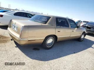 ✅ 1998 Cadillac d'Elegance • VIN: 1G6KE54Y4WU772142 • Lot: 49906795. Wystawiony na Copart z przebiegiem 140 652 mil. Bezpłatny archiwum sprzedaży aukcyjnych z USA i szczegółowy raport historii pojazdu na DreamBid. Zdjęcie 3.