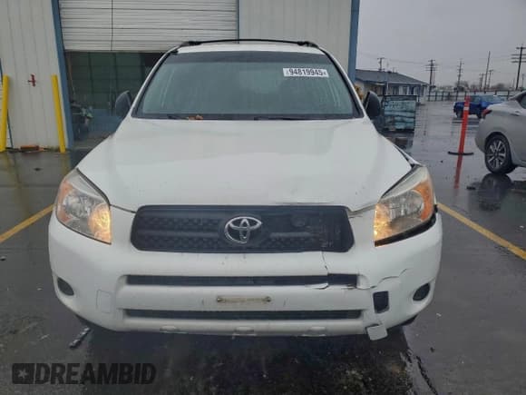 ✅ 2008 Toyota RAV4 • VIN: JTMBK33VX86045211 • Лот: 94819945. Опубликован ранее на Copart с пробегом 176 156 миль. Бесплатный доступ к архиву аукционных продаж из США и подробный отчёт об истории автомобиля на DreamBid. Изображение 5.