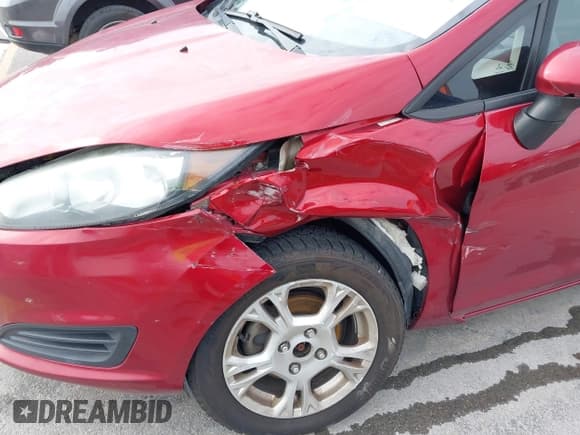 ✅ 2015 Ford Fiesta SE • VIN: 3FADP4EJ8FM125880 • Lot: 43162101. Listed on IAAI with 124,014 mi. Free auction sales archive from the USA and detailed vehicle history report at DreamBid. Image 6.