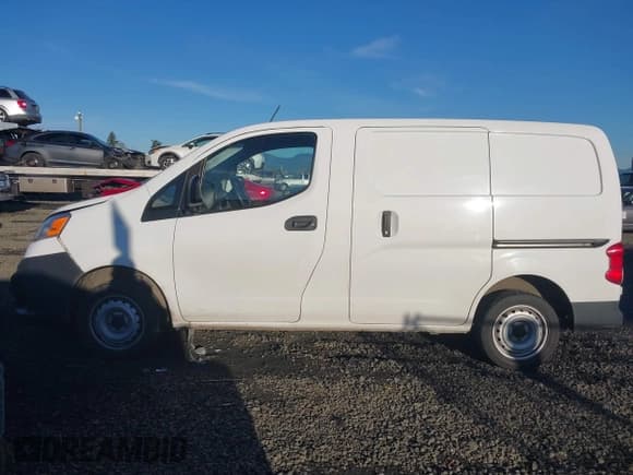 ✅ 2018 Nissan NV200 S • VIN: 3N6CM0KN1JK700711 • Lot: 41389539. Listed on IAAI with 183,934 mi. Free auction sales archive from the USA and detailed vehicle history report at DreamBid. Image 15.
