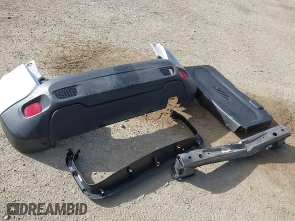 ✅ 2017 Jeep Renegade Altitude • VIN: ZACCJABB0HPF03399 • Lot: 42204522. Wystawiony na IAAI z przebiegiem 60 100 mil. Bezpłatny archiwum sprzedaży aukcyjnych z USA i szczegółowy raport historii pojazdu na DreamBid. Zdjęcie 12.