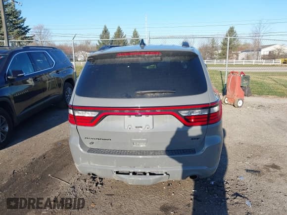 ✅ 2024 Dodge Durango GT Plus • VIN: 1C4RDJDG5RC198451 • Lot: 41930529. Listed on IAAI with 7,048 mi. Free auction sales archive from the USA and detailed vehicle history report at DreamBid. Image 16.