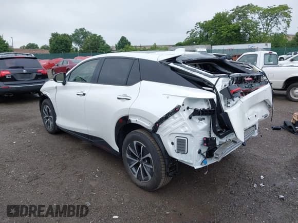 ✅ 2025 Lexus RZ 450e Premium • VIN: JTJAAAAB7SA028301 • Лот: 42518068. Опубликован ранее на IAAI с пробегом 1 244 миль. Бесплатный доступ к архиву аукционных продаж из США и подробный отчёт об истории автомобиля на DreamBid. Изображение 3.