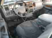 ✅ 2006 Dodge 1500 ST • VIN: 1D7HA16276J175806 • Лот: 85557764. Размещён на Copart с пробегом 195 609 миль миль. Получите бесплатный доступ к архиву аукционных продаж из США и посмотрите подробный отчёт об истории автомобиля на DreamBid. Изображение 8.