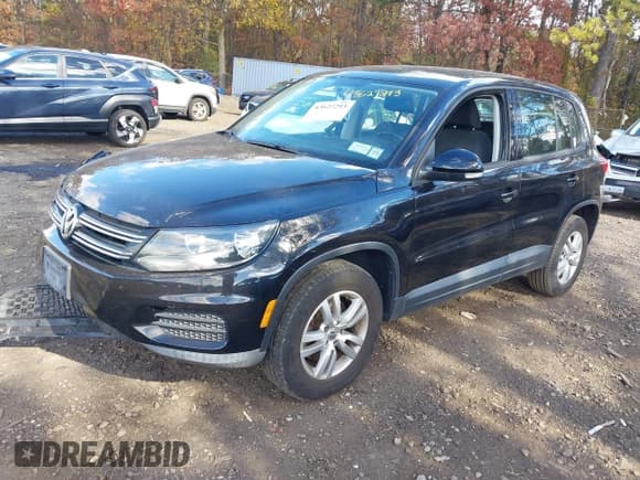 ✅ 2014 Volkswagen Tiguan S • VIN: WVGAV3AX2EW598630 • Лот: 43627293. Опубликован ранее на IAAI с пробегом 103 907 миль. Бесплатный доступ к архиву аукционных продаж из США и подробный отчёт об истории автомобиля на DreamBid. Изображение 2.