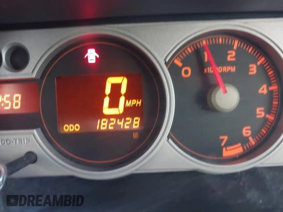 ✅ 2008 Scion xB • VIN: JTLKE50E581018295 • Lot: 43534217. Wystawiony na IAAI z przebiegiem 182 428 mil. Bezpłatny archiwum sprzedaży aukcyjnych z USA i szczegółowy raport historii pojazdu na DreamBid. Zdjęcie 7.