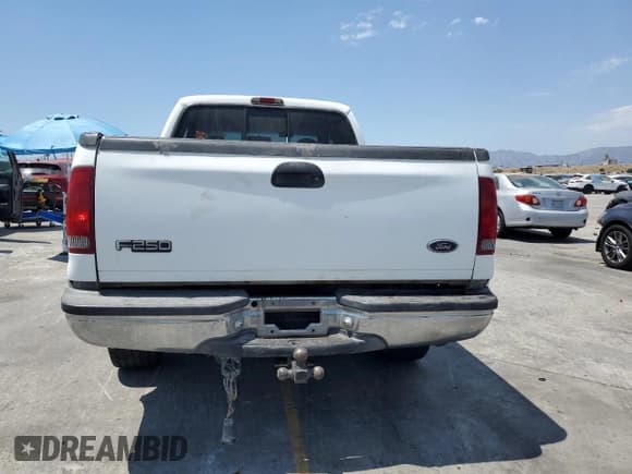 ✅ 1999 Ford F-250 XL • VIN: 1FTNX20L8XEB01923 • Лот: 65404495. Опубликован ранее на Copart с пробегом 383 297 миль. Бесплатный доступ к архиву аукционных продаж из США и подробный отчёт об истории автомобиля на DreamBid. Изображение 6.