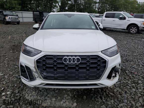 ✅ 2021 Audi Q5 Premium Plus • VIN: WA1E2AFY8M2040351 • Lot: 58650165. Wystawiony na Copart z przebiegiem 115 279 mil. Bezpłatny archiwum sprzedaży aukcyjnych z USA i szczegółowy raport historii pojazdu na DreamBid. Zdjęcie 5.