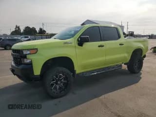 ✅ 2020 Chevrolet Silverado 1500 Custom Trail Boss • VIN: 1GCPYCEFXLZ234068 • Lot: 70592275. Wystawiony na Copart z przebiegiem 73 342 mil. Bezpłatny archiwum sprzedaży aukcyjnych z USA i szczegółowy raport historii pojazdu na DreamBid. Zdjęcie 1.