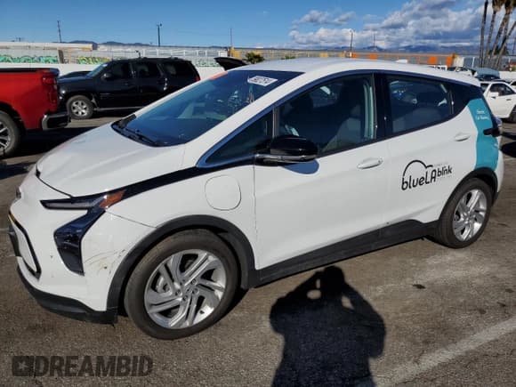 ✅ 2023 Chevrolet Bolt EV 1LT • VIN: 1G1FW6S04P4127497 • Lot: 39827514. Wystawiony na Copart z przebiegiem 4 499 mil. Bezpłatny archiwum sprzedaży aukcyjnych z USA i szczegółowy raport historii pojazdu na DreamBid. Zdjęcie 1.