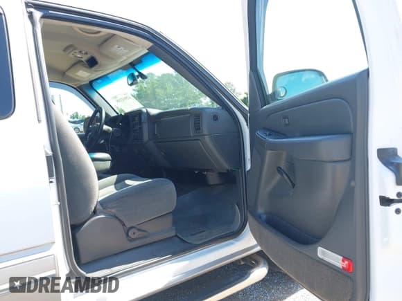 ✅ 2005 Chevrolet Silverado 1500 LT • VIN: 1GCEC19T25Z342858 • Лот: 42564338. Опубликован ранее на IAAI с пробегом 144 551 миль. Бесплатный доступ к архиву аукционных продаж из США и подробный отчёт об истории автомобиля на DreamBid. Изображение 14.